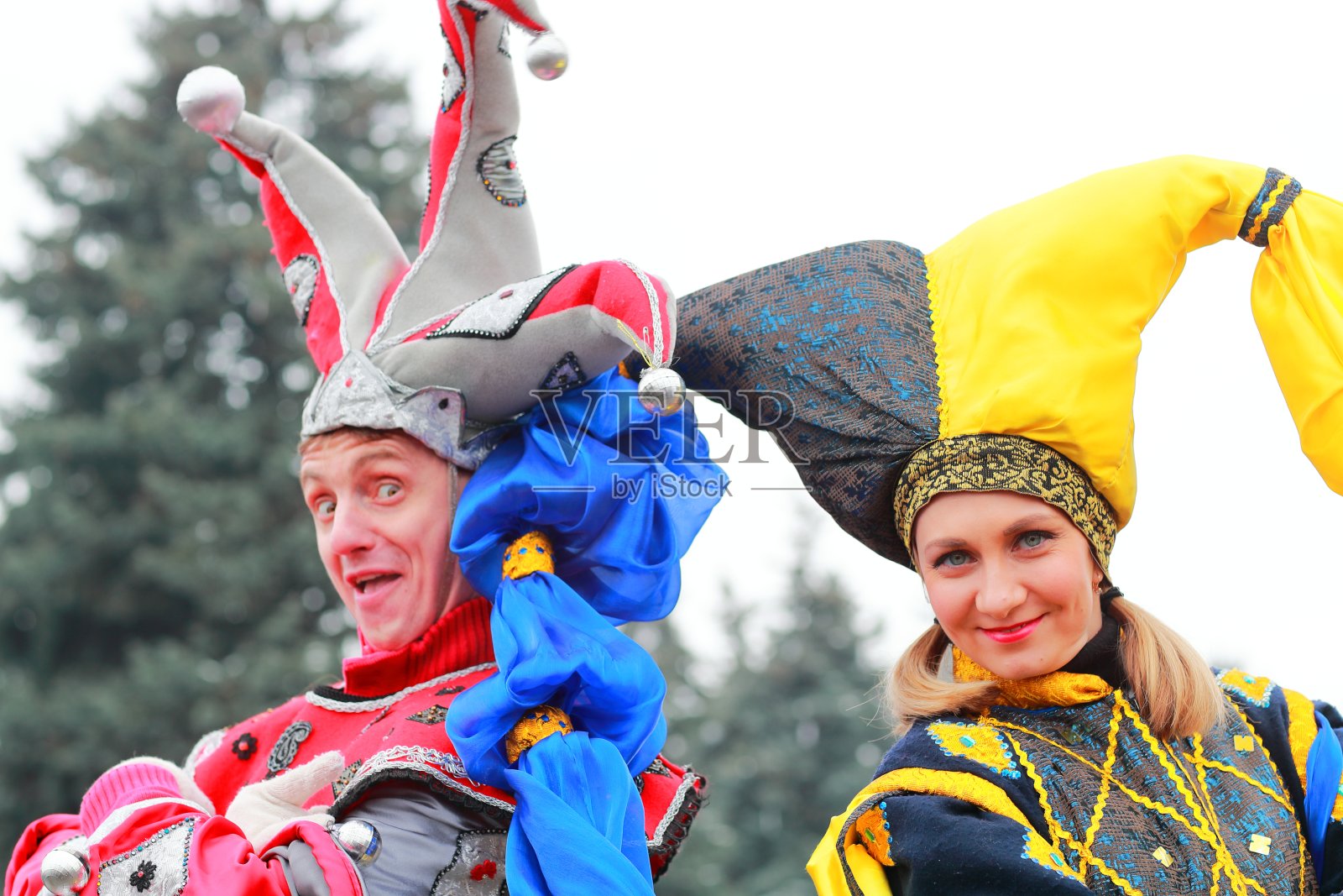 著名的Maslenitsa节日也被称为“黄油周”或“煎饼周”。照片摄影图片