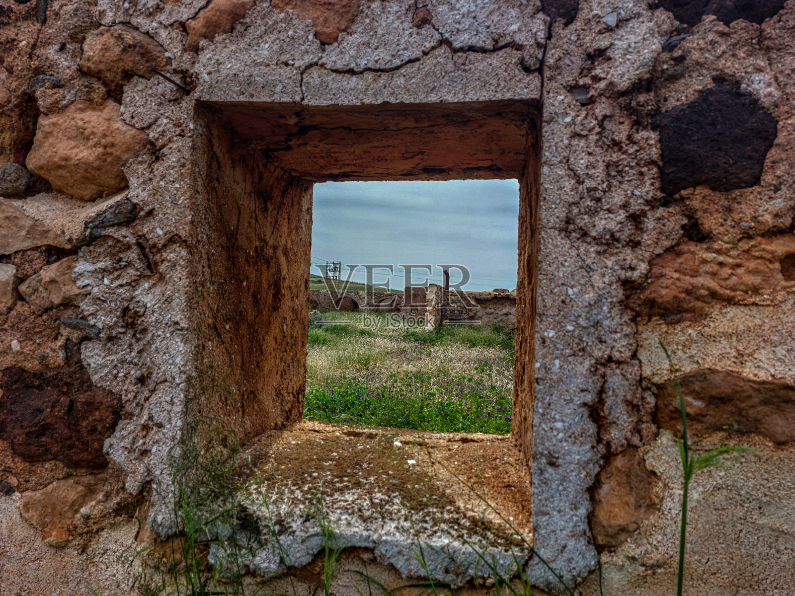 毁了窗口照片摄影图片