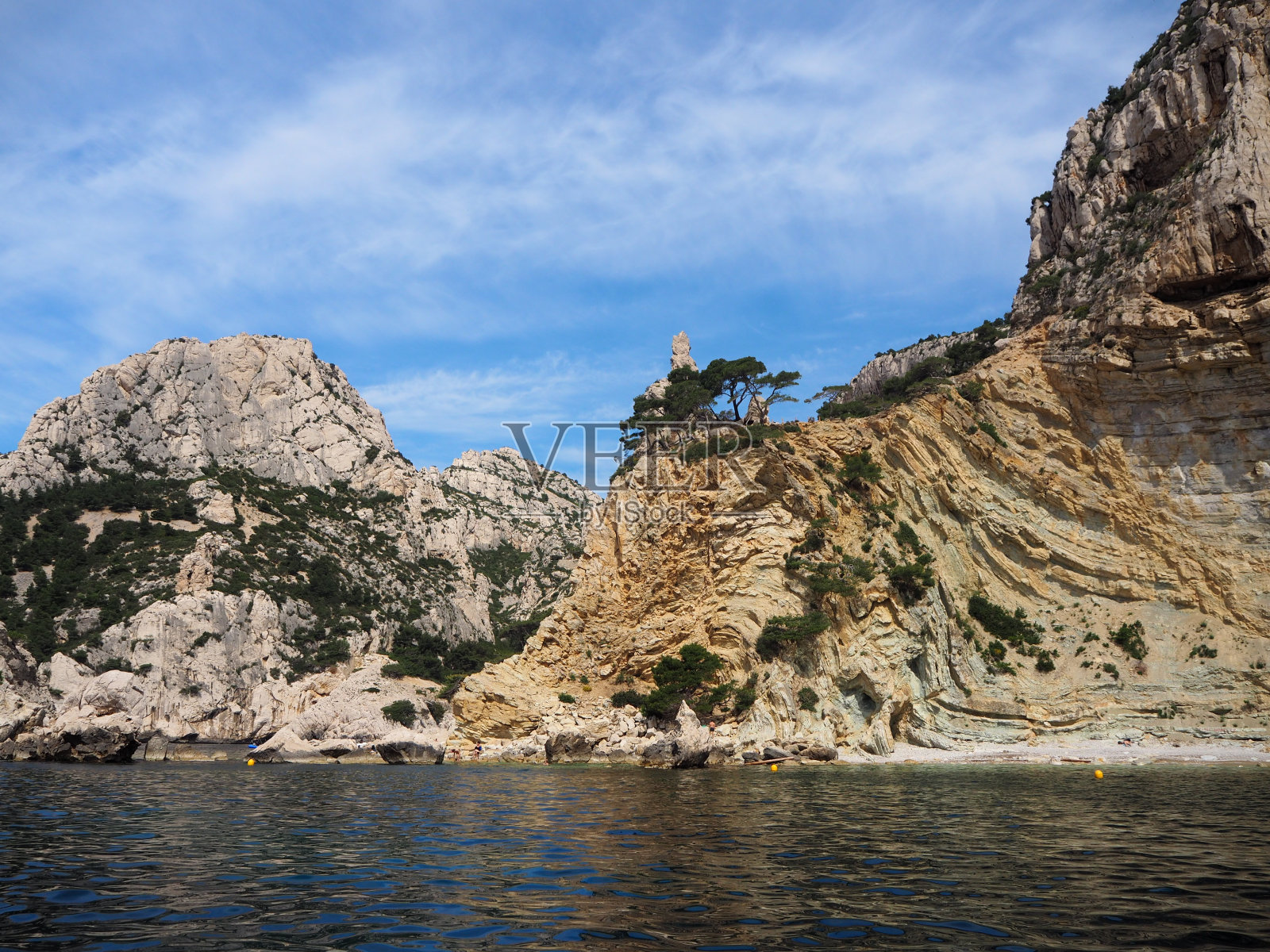 法国南部马赛和卡西斯之间的法国Calenques风景。照片摄影图片