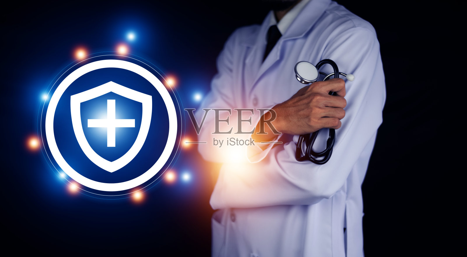 医生医疗概念，医疗网络连接与现代虚拟屏幕接口，医疗技术网络概念照片摄影图片