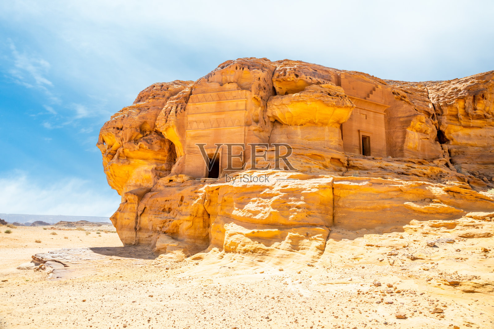 红色山脉的石头墓，沙特阿拉伯欧拉照片摄影图片