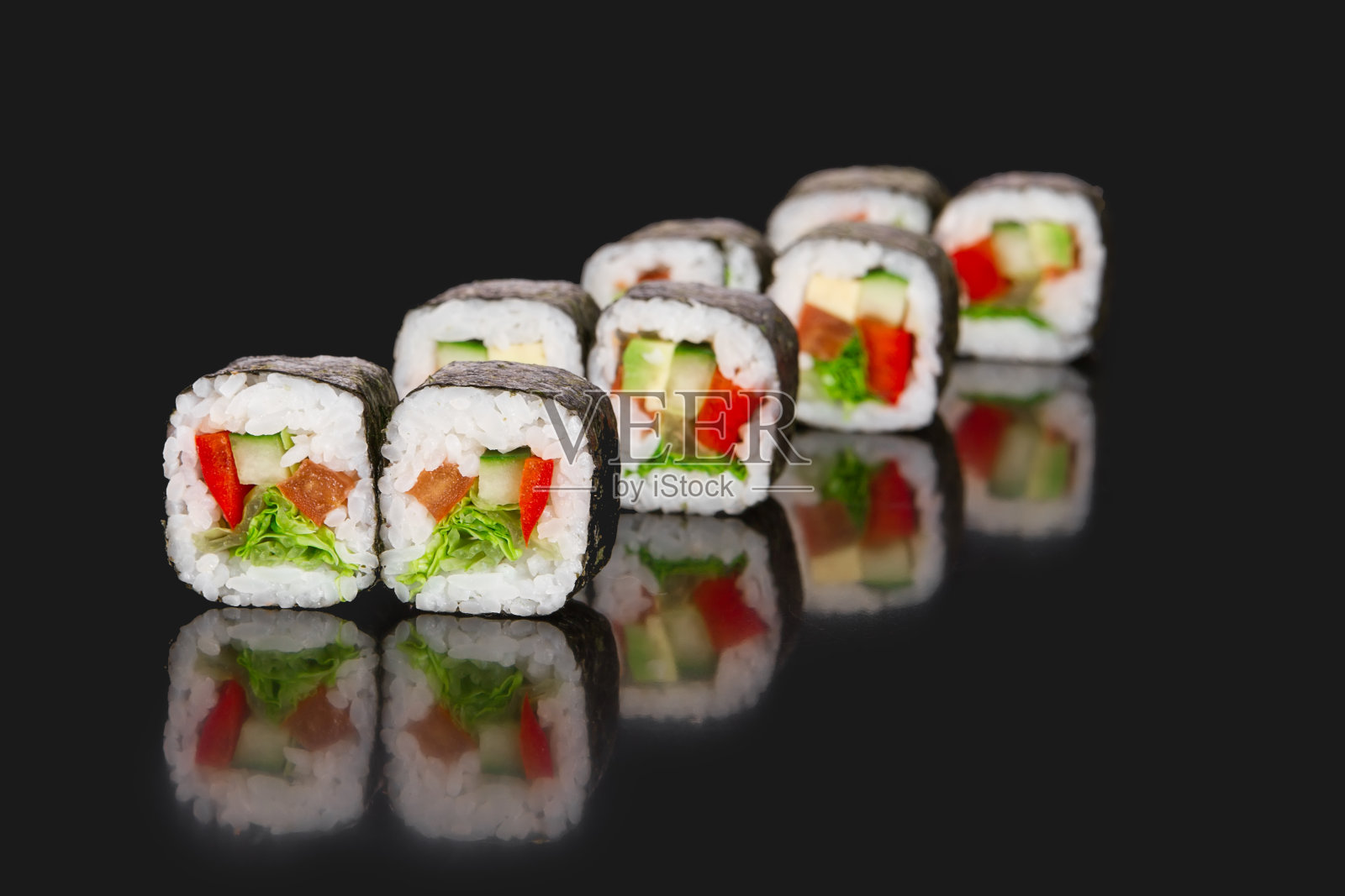 日本料理菜单。辊蔬菜照片摄影图片