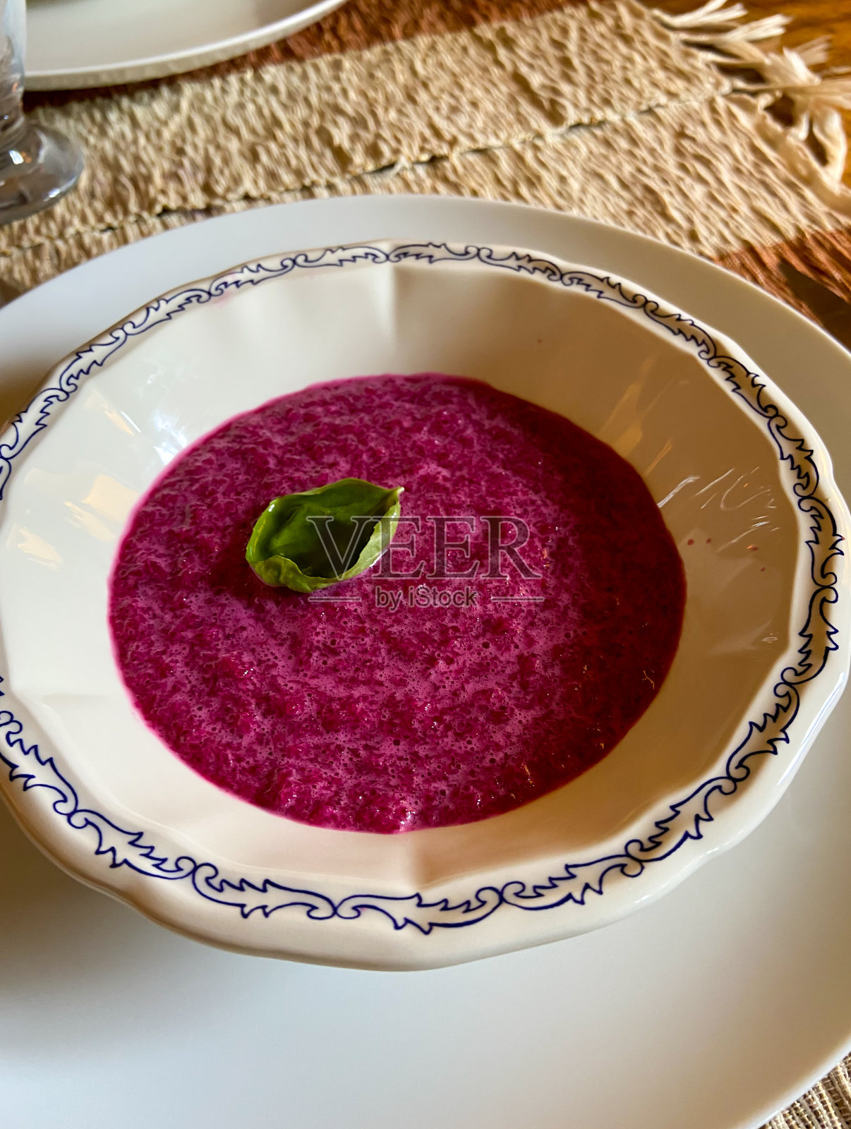 冷甜菜根汤照片摄影图片