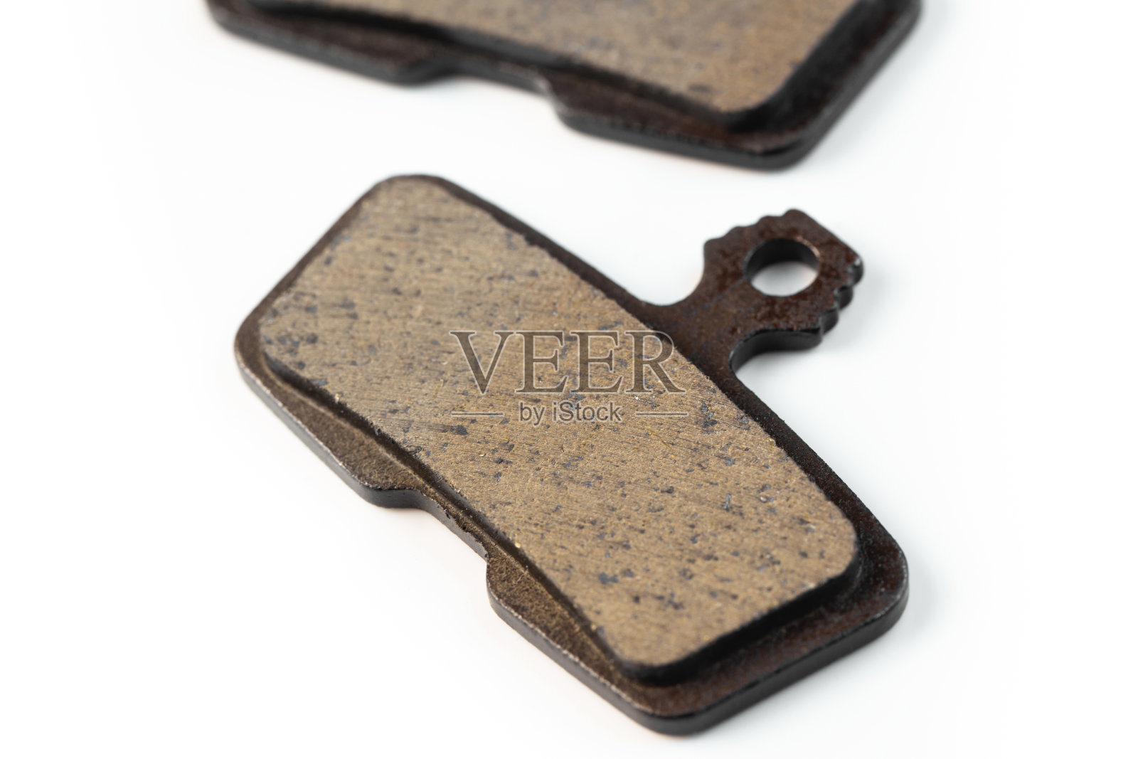 山地车，白色背景上的刹车片，特写照片摄影图片