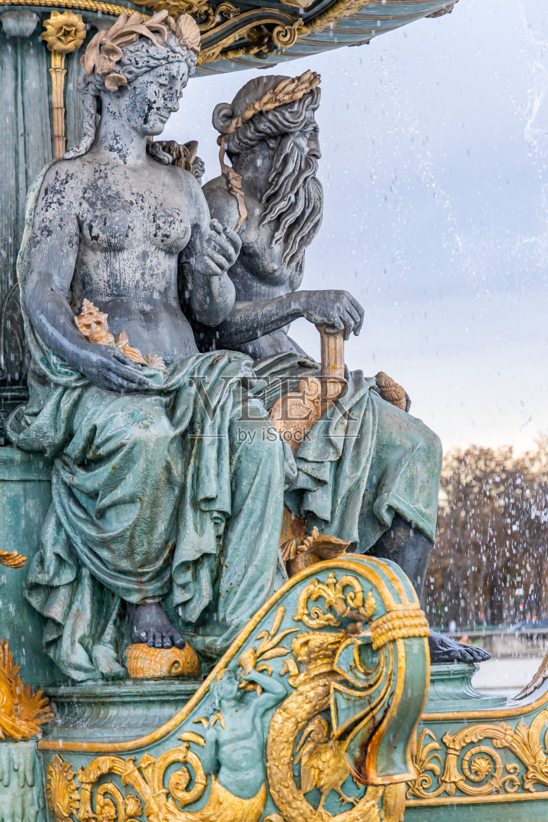 巴黎协和广场喷泉的侧视图照片摄影图片