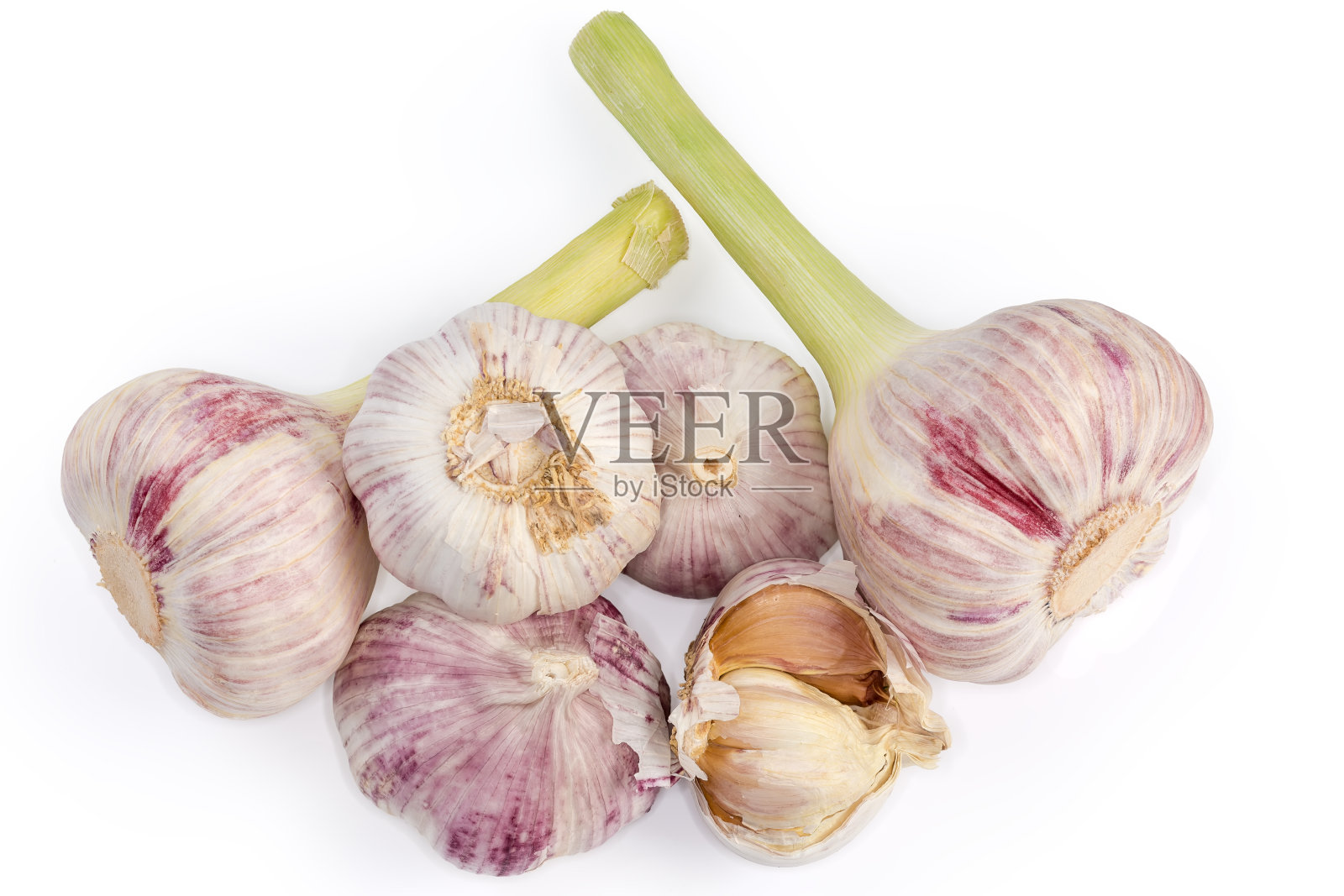 紫蒜苗和去年收获的蒜苗一样照片摄影图片