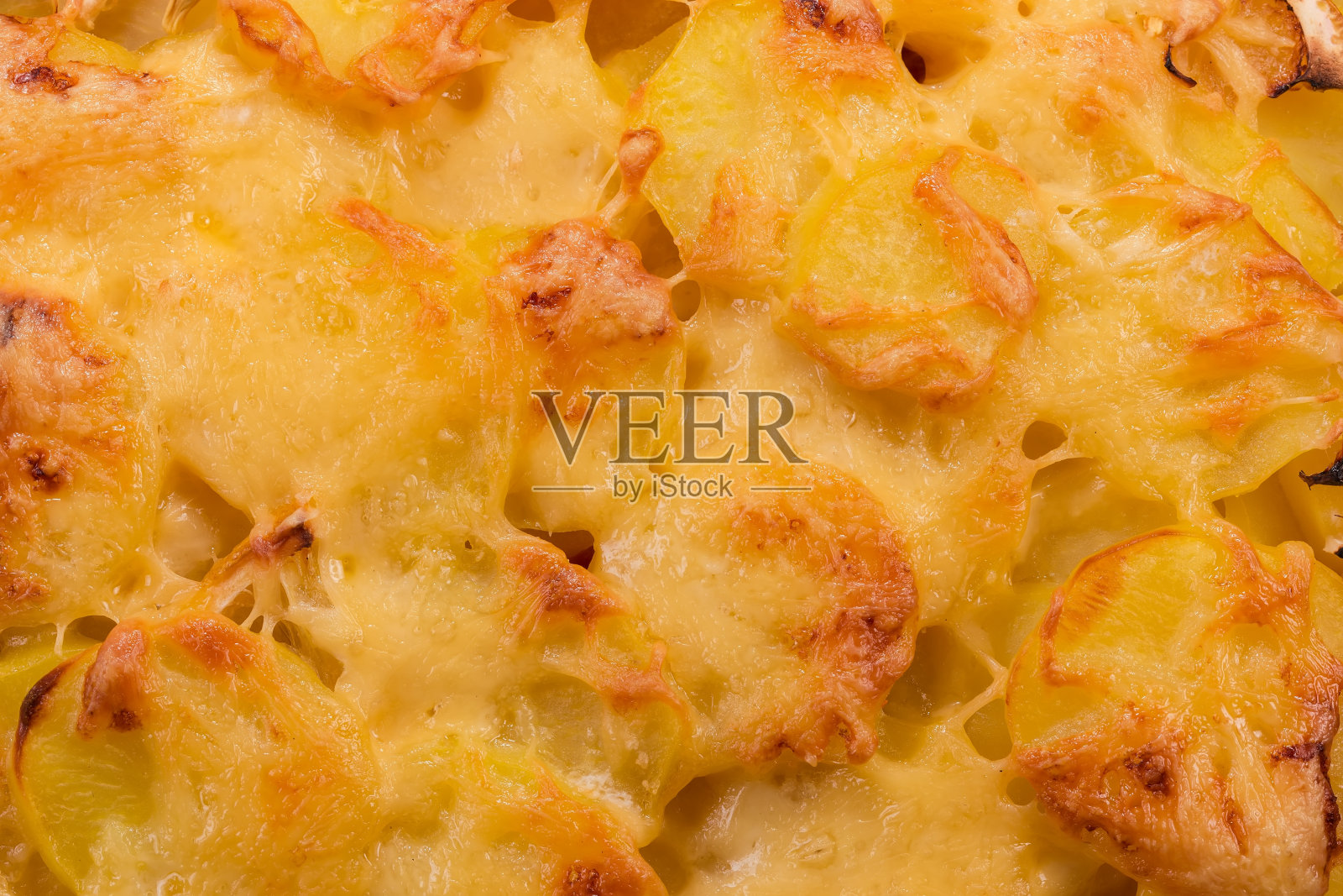 上面一层烤蔬菜的表皮，俯视图照片摄影图片