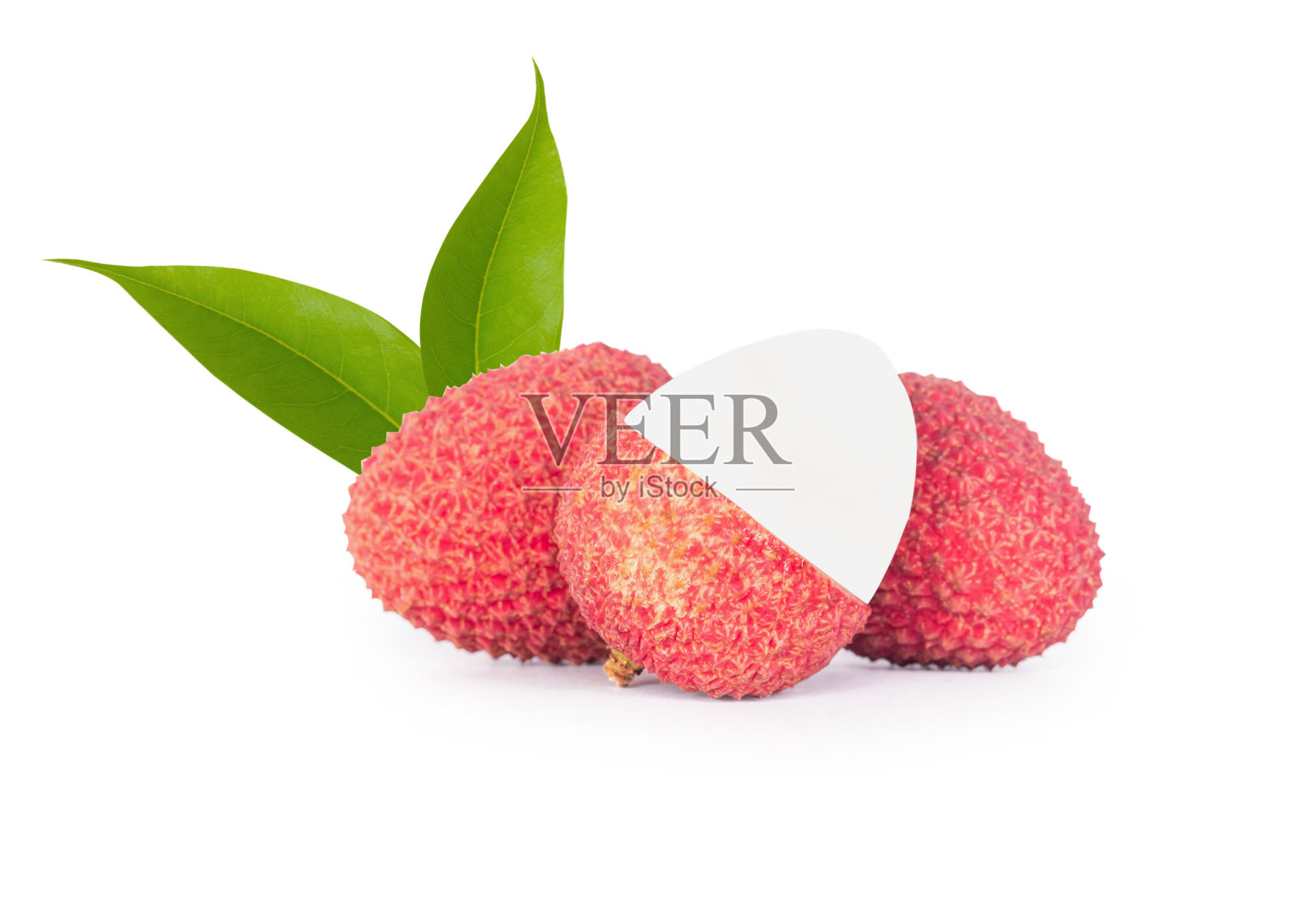 新鲜成熟的荔枝热带果实，孤立在白色背景上照片摄影图片