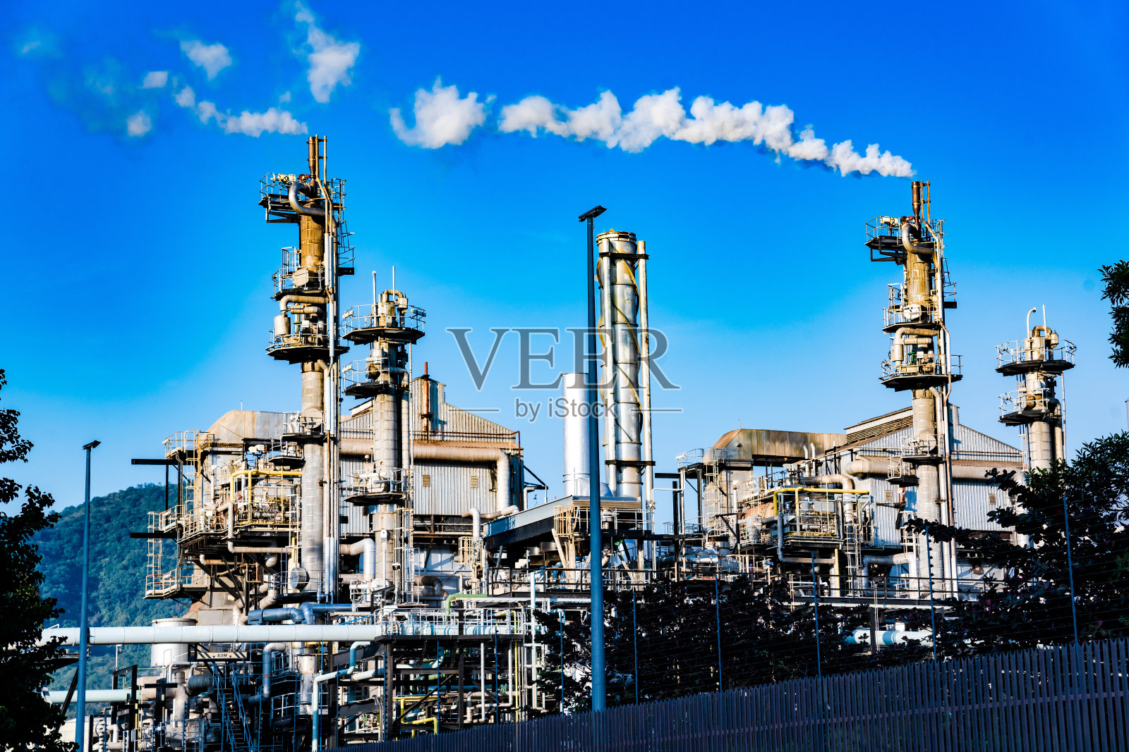 石化油气精炼厂照片摄影图片