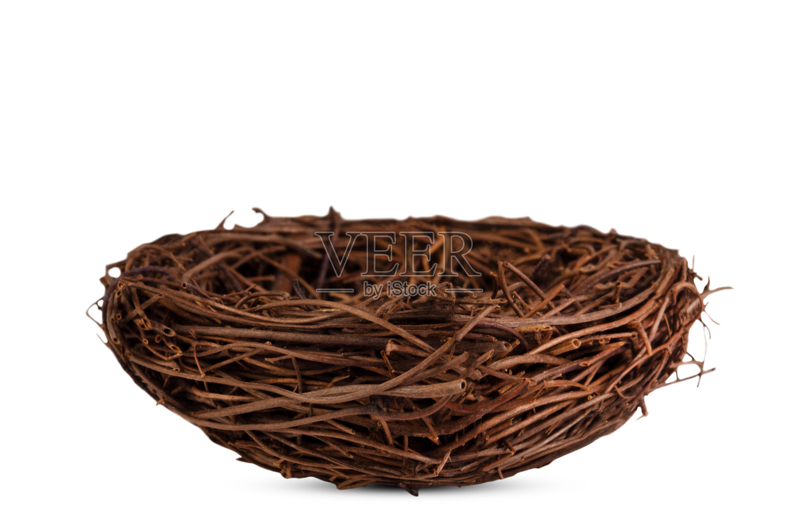 鸟空巢孤立在白色背景上。照片摄影图片