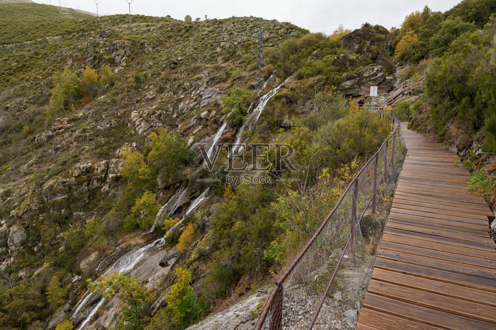 Waterfall of the Cenza River, Vilariño de Conso, Ourense province, Galicia, Spain照片摄影图片