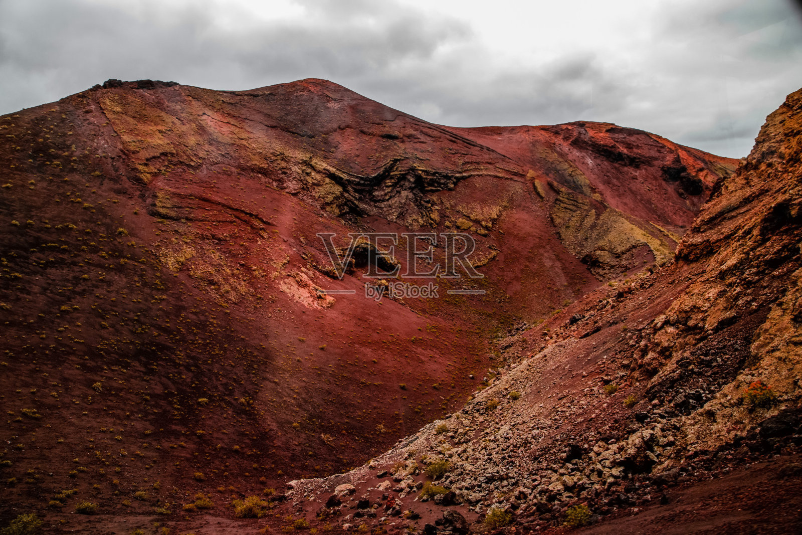 提曼法亚国家公园令人惊叹的火山全景景观。热门旅游在兰萨罗特岛加那利群岛西班牙。艺术照片。旅游的概念照片摄影图片