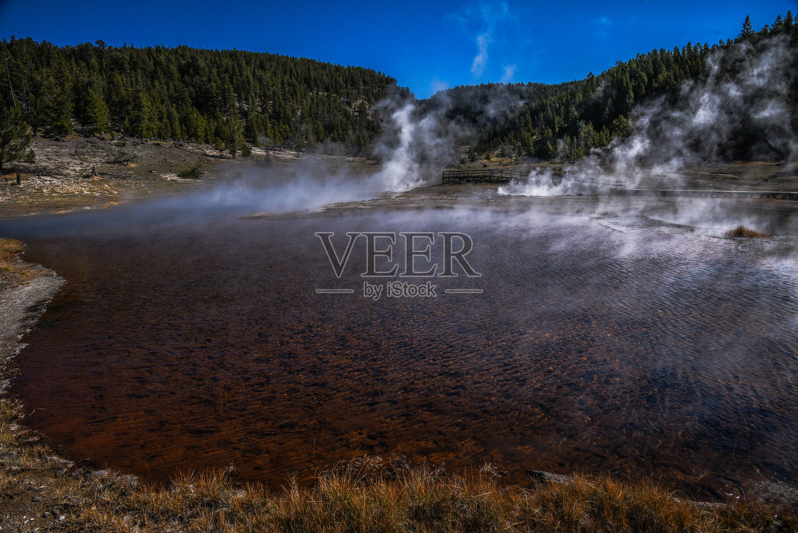 怀俄明州黄石火洞湖照片摄影图片