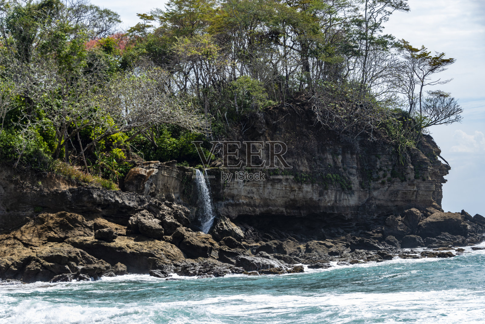 El Chorro瀑布:哥斯达黎加落水的瀑布照片摄影图片