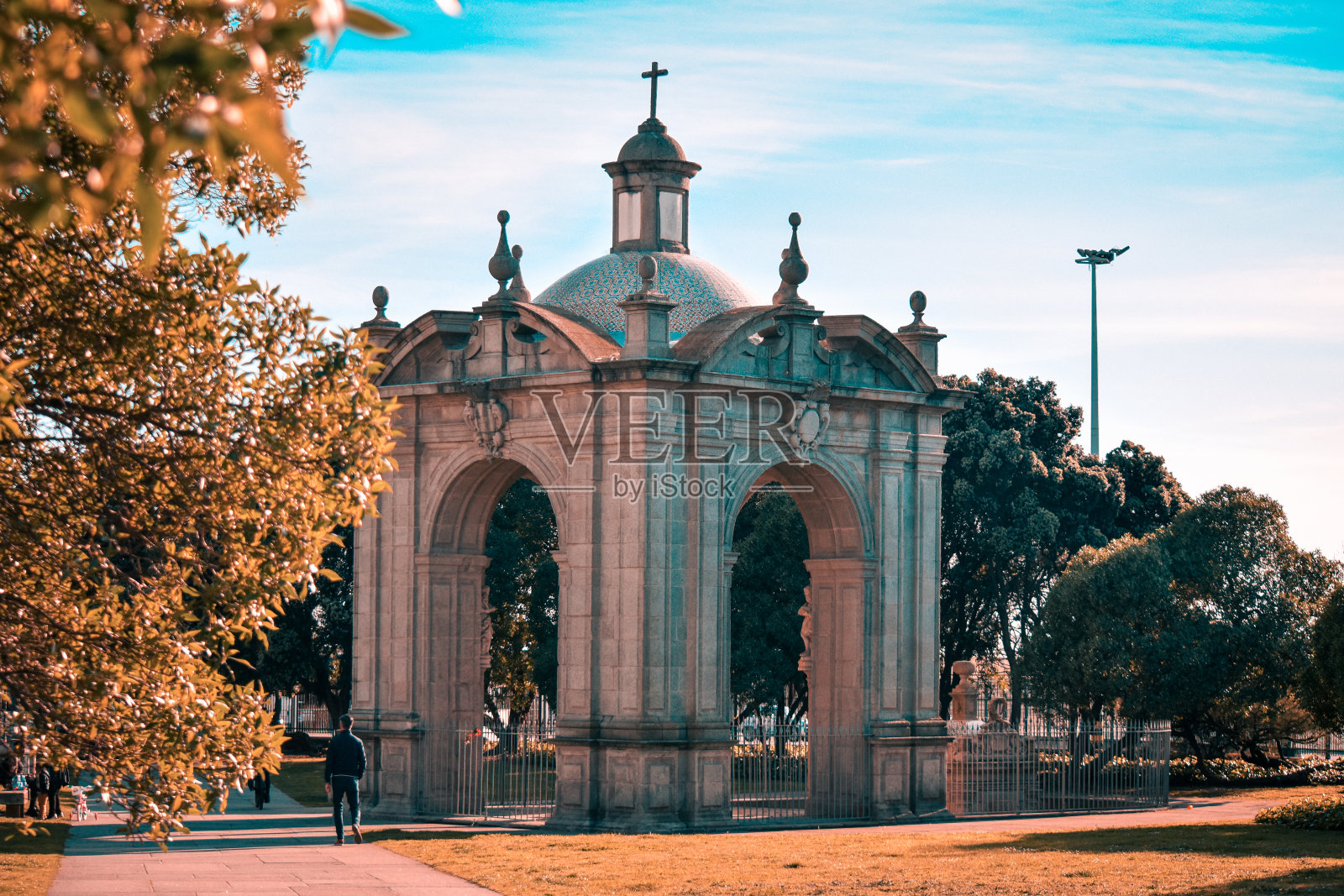 圣三一教堂照片摄影图片