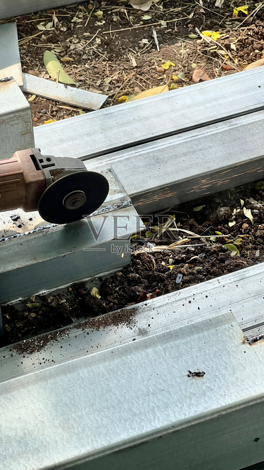 切割金属照片摄影图片