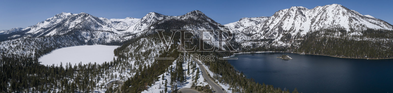 翡翠湾和新月湖照片摄影图片