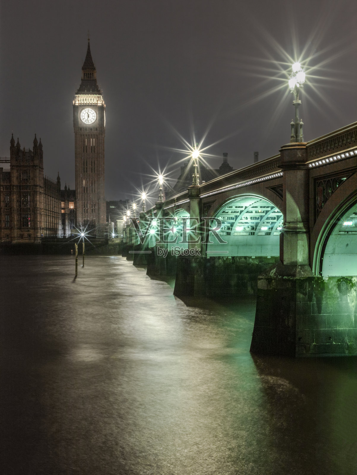 《伊丽莎白塔与桥之夜照片摄影图片