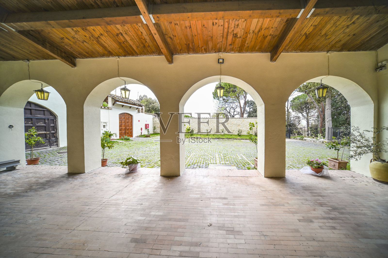 Terni的Le Grazie公园教堂照片摄影图片