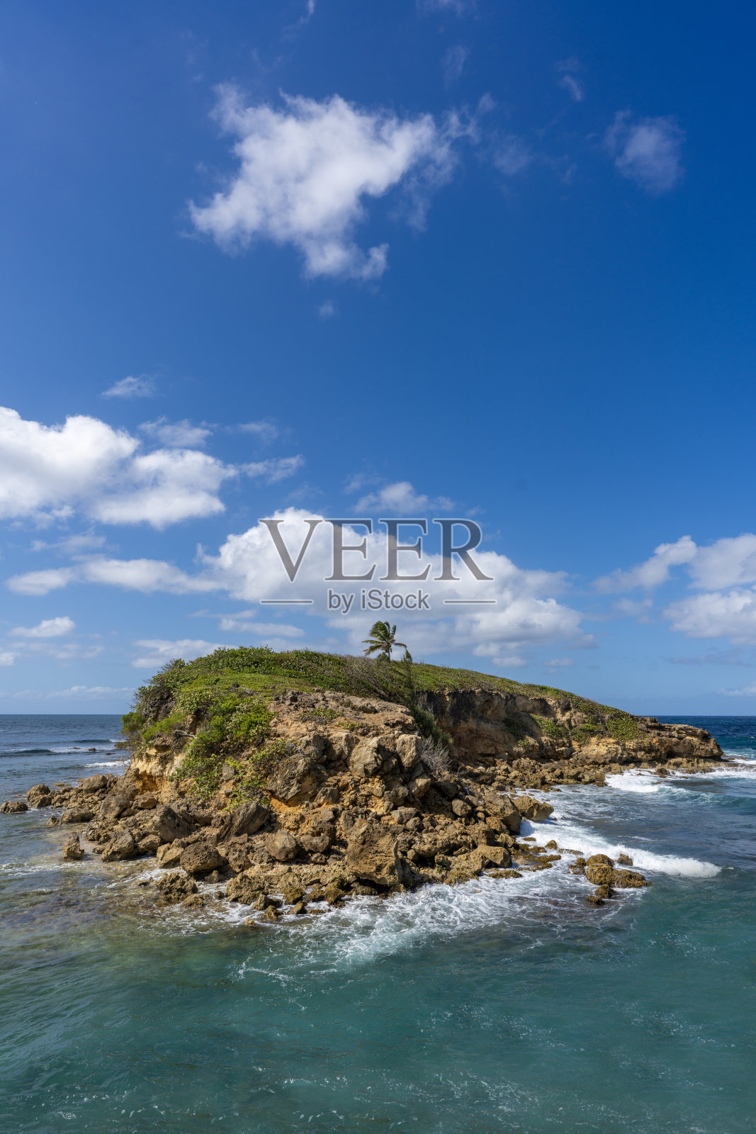 波多黎各塞罗戈多海滩的小岛照片摄影图片