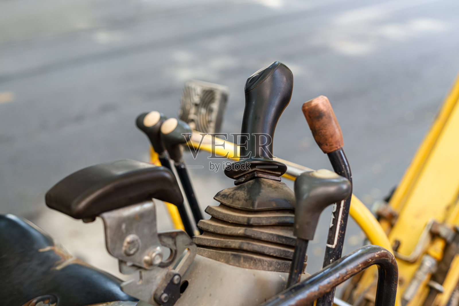 挖掘机操纵杆细节照片摄影图片