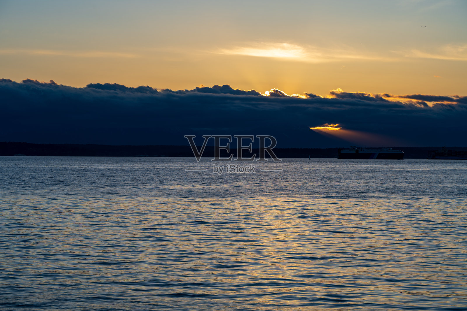 普吉特海湾海滨日落照片摄影图片