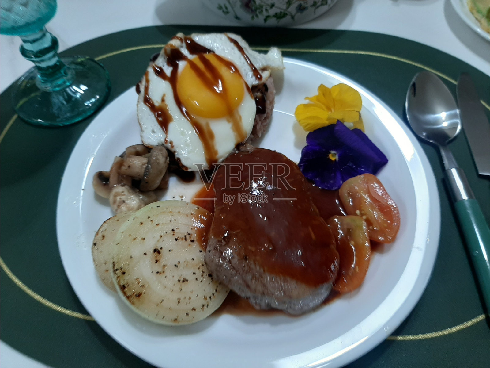 汉堡牛排照片摄影图片