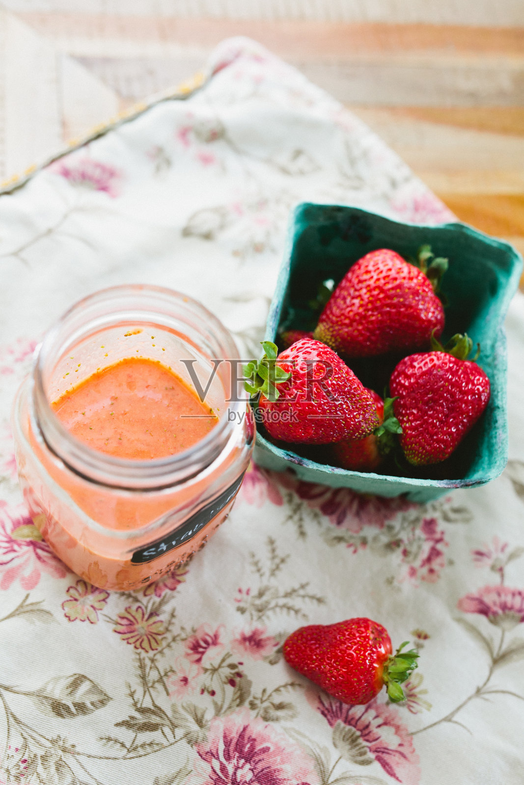 草莓醋照片摄影图片