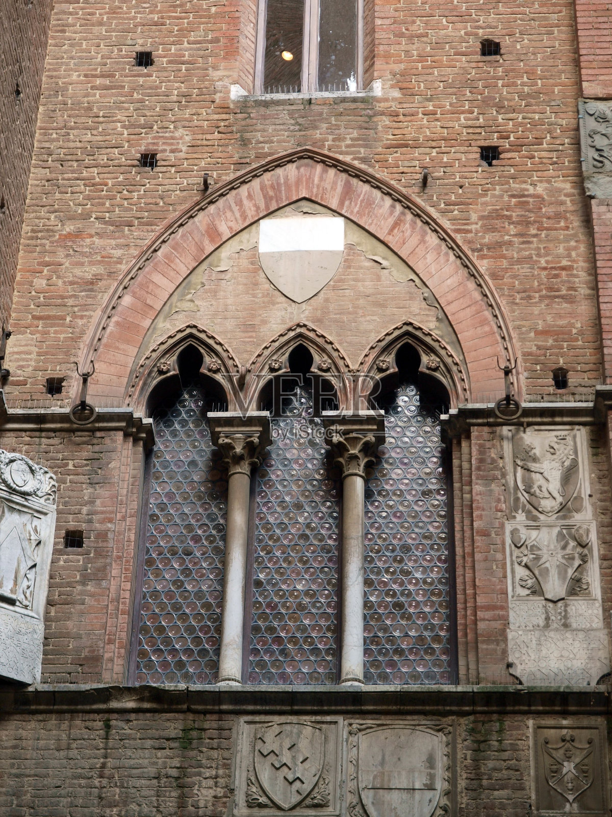 锡耶纳公共宫的庭院墙照片摄影图片