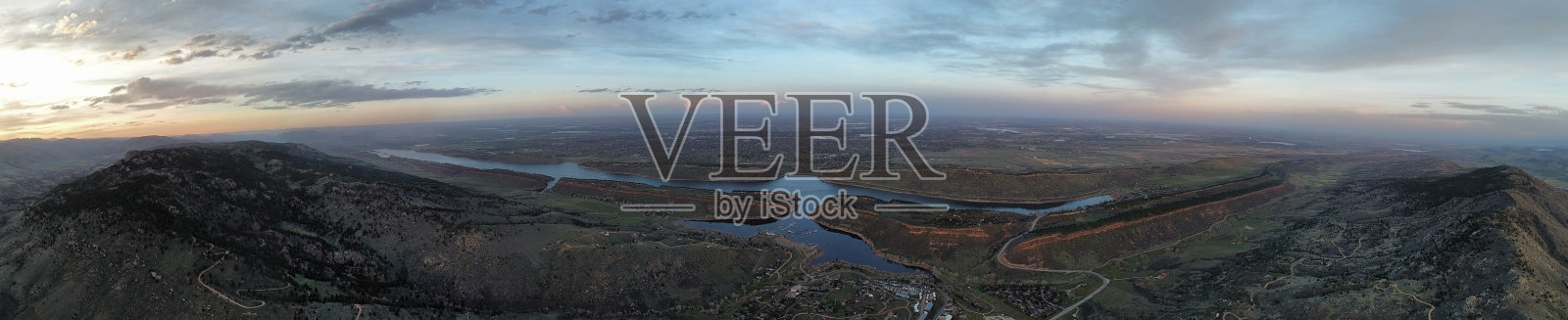 广泛的马牙油藏照片摄影图片