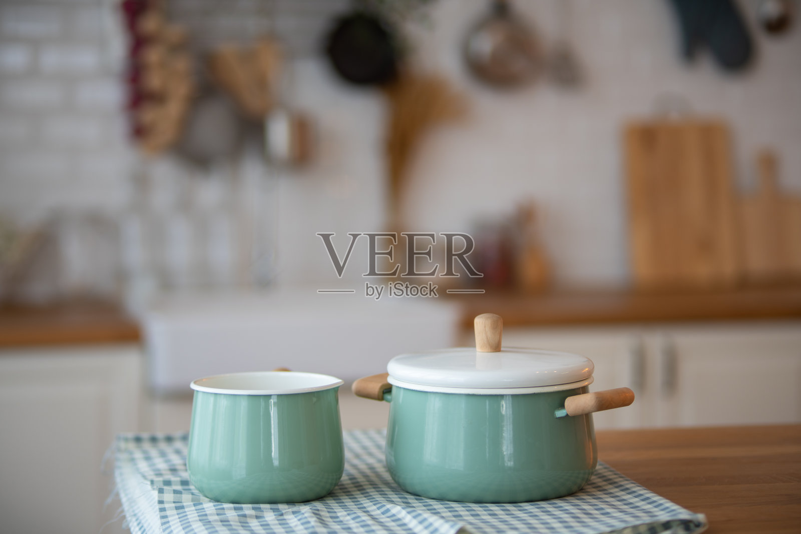 选择性地专注于美丽的复古厨具照片摄影图片