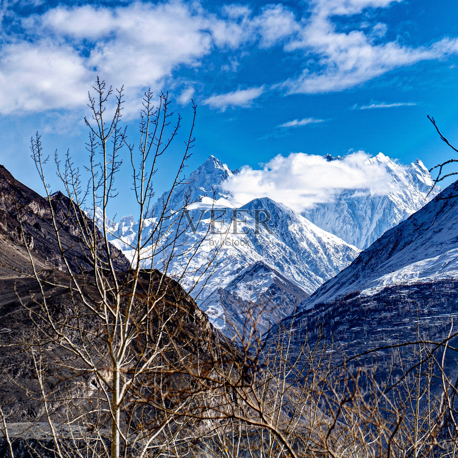 Spantik高峰照片摄影图片