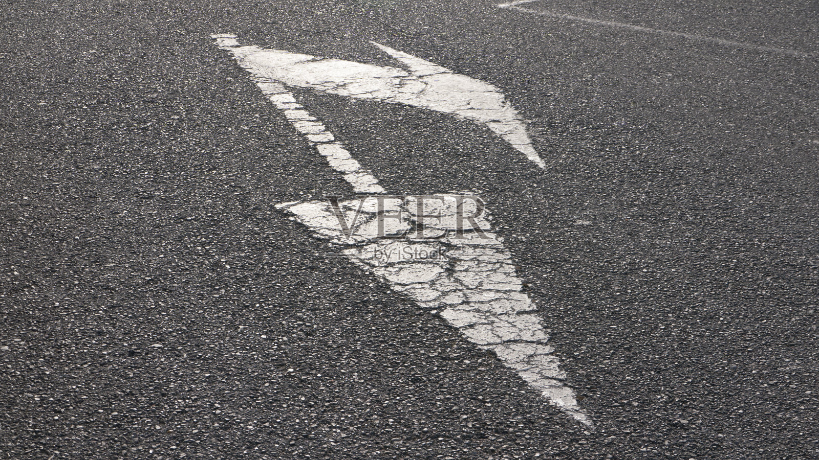 道路分隔箭头标志照片摄影图片