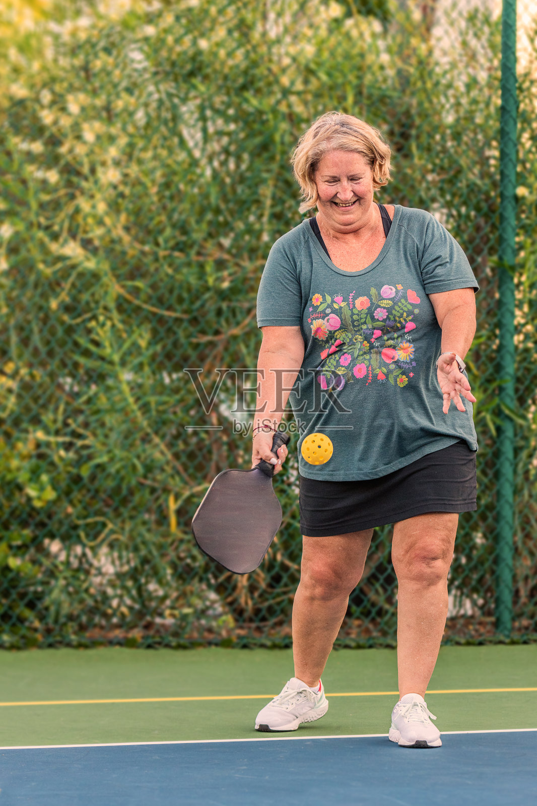 晚上Pickleball照片摄影图片