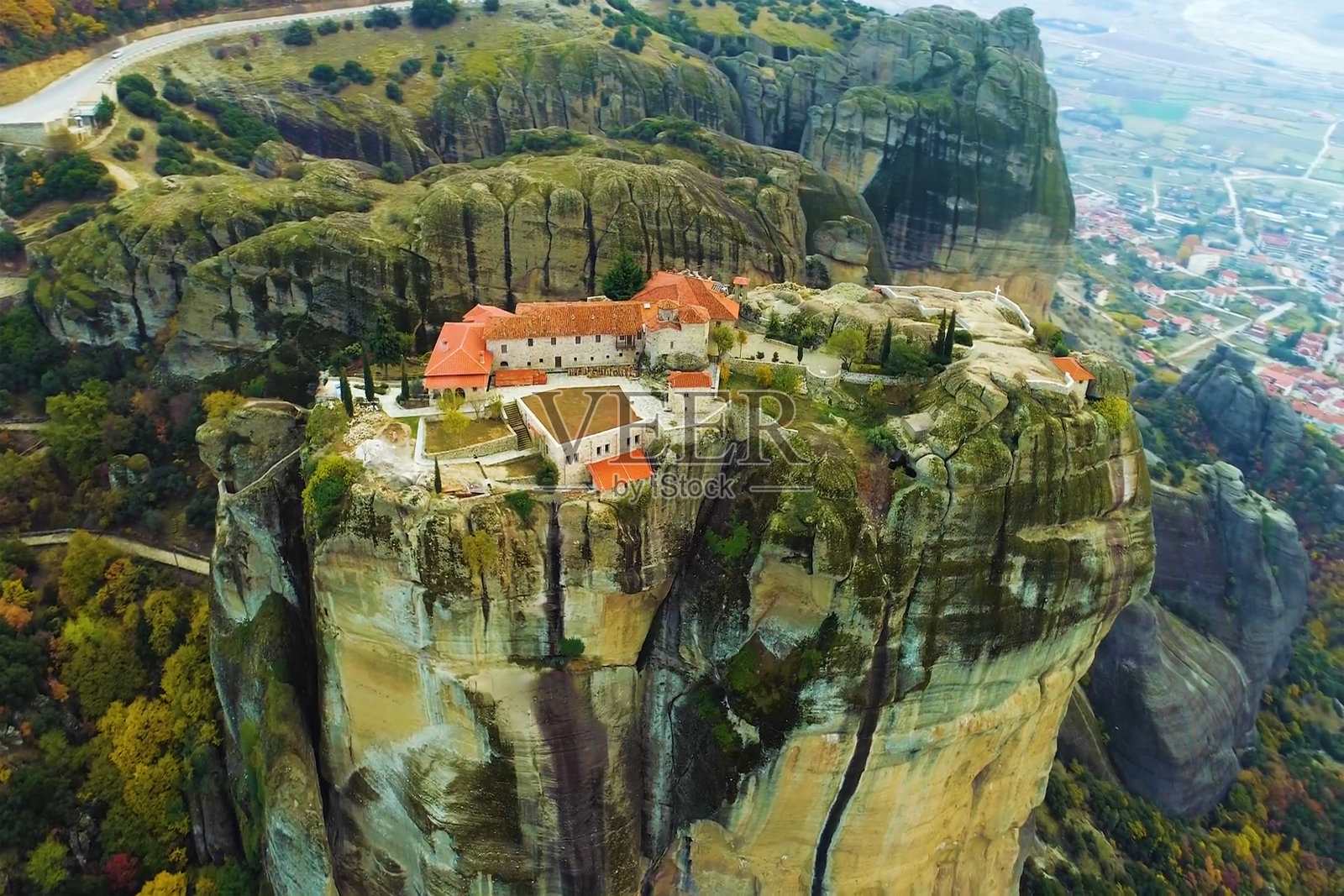 迈泰奥拉，希腊卡兰巴卡著名的旅游景点照片摄影图片