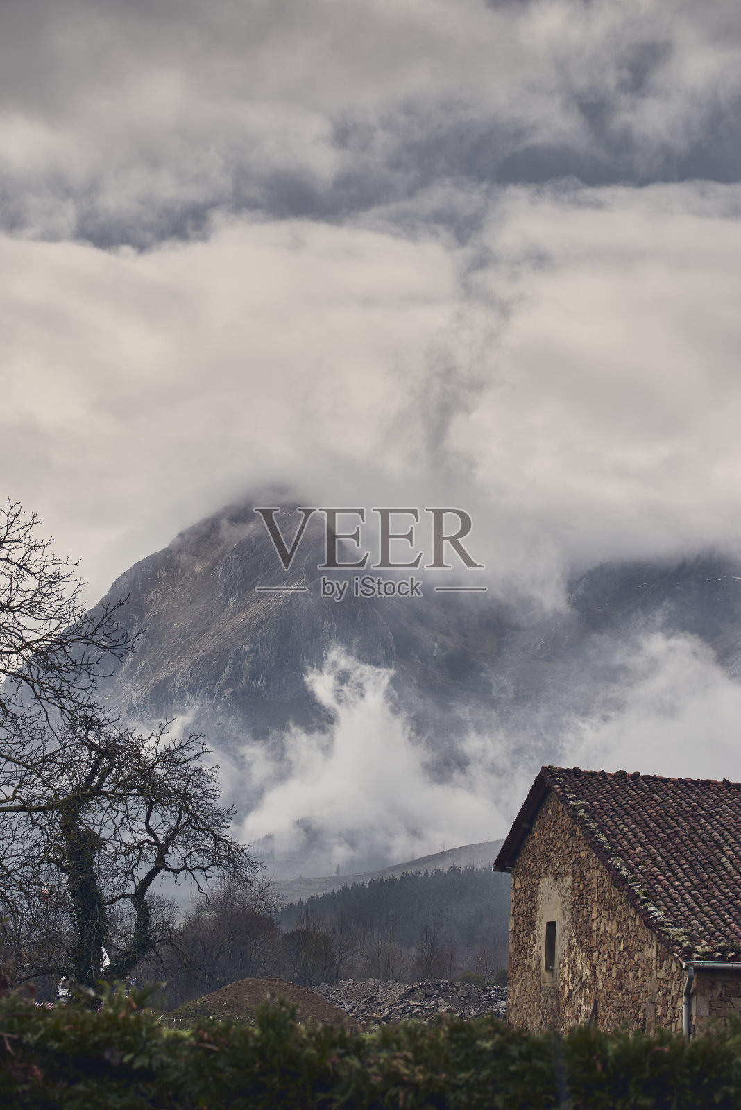 Amboto山照片摄影图片