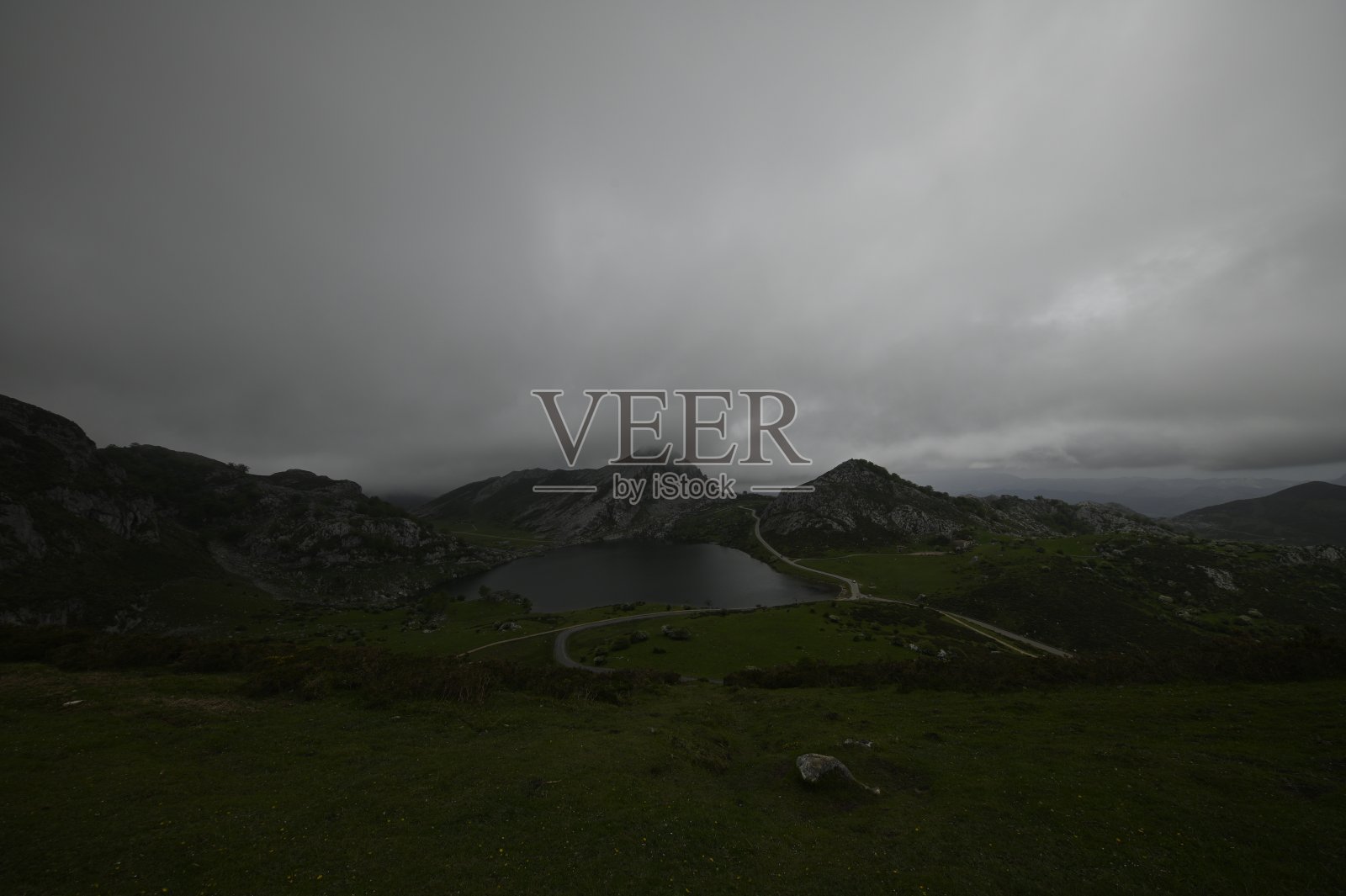 烯醇湖照片摄影图片