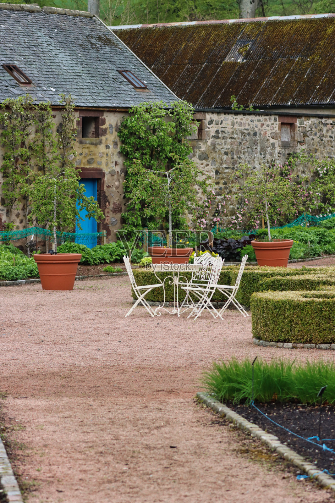 三人桌照片摄影图片