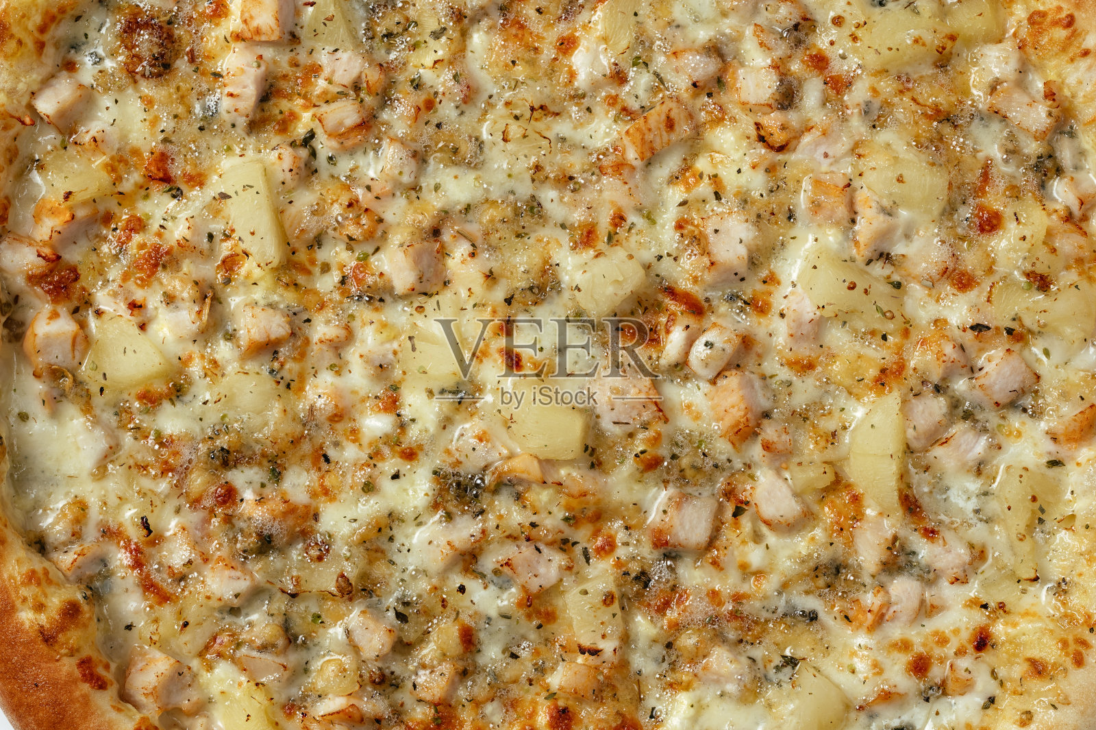 美味的意大利披萨在白色的背景上照片摄影图片