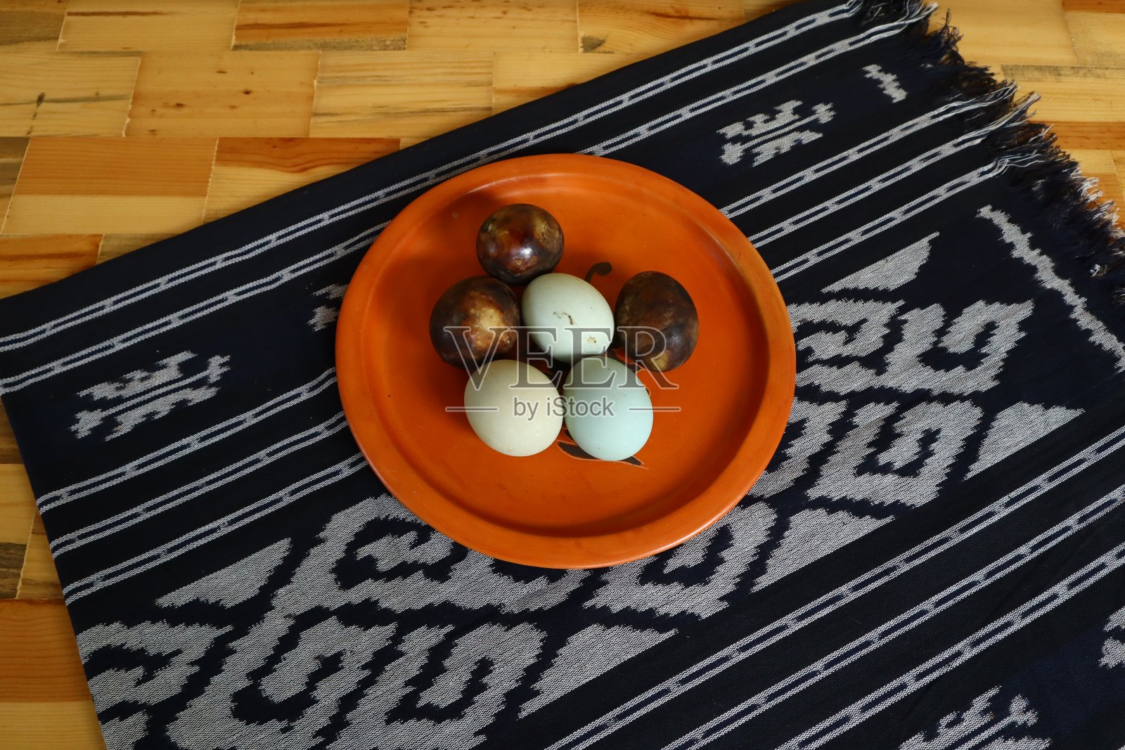 传统菜单咸蛋照片摄影图片