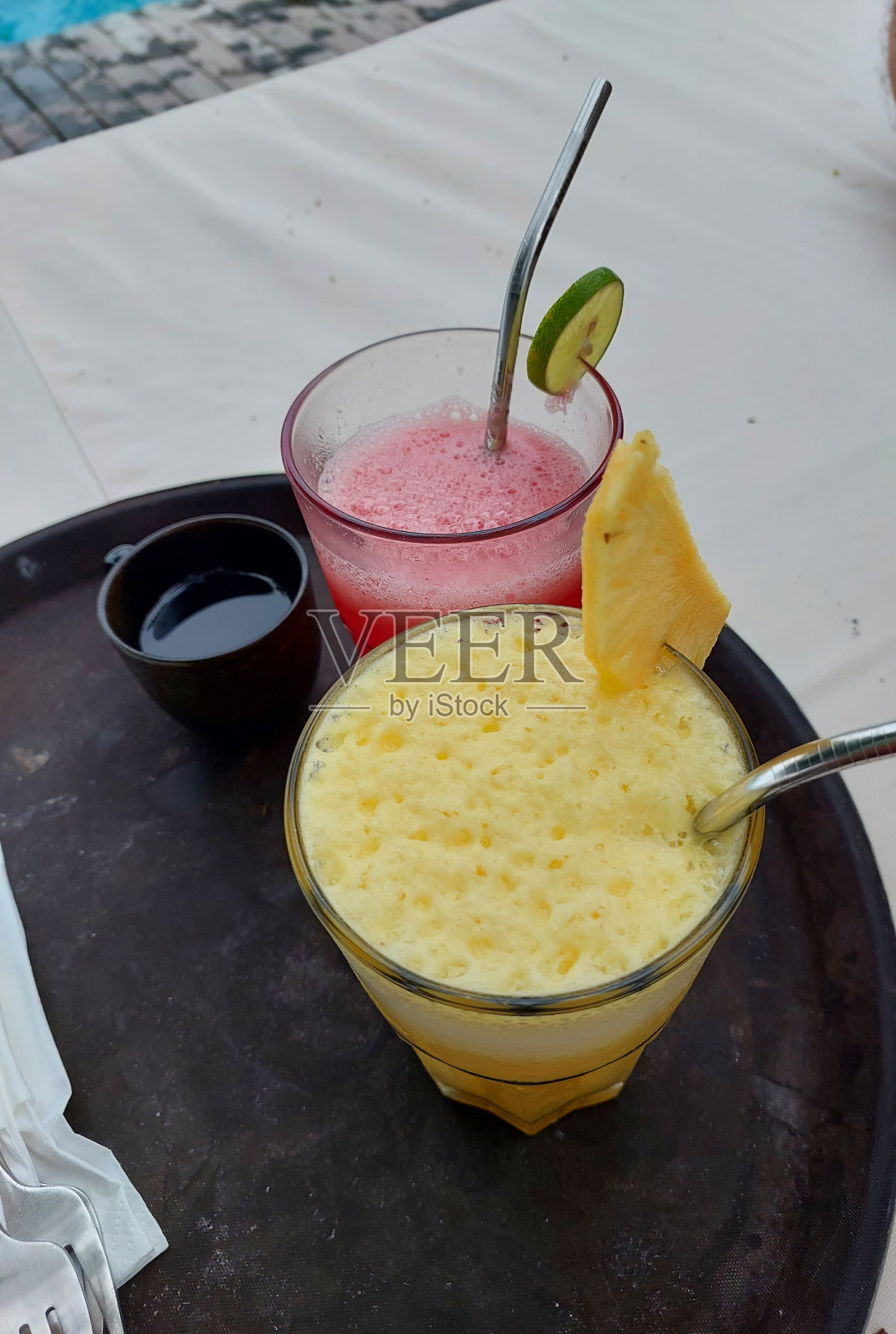 菠萝西瓜汁照片摄影图片