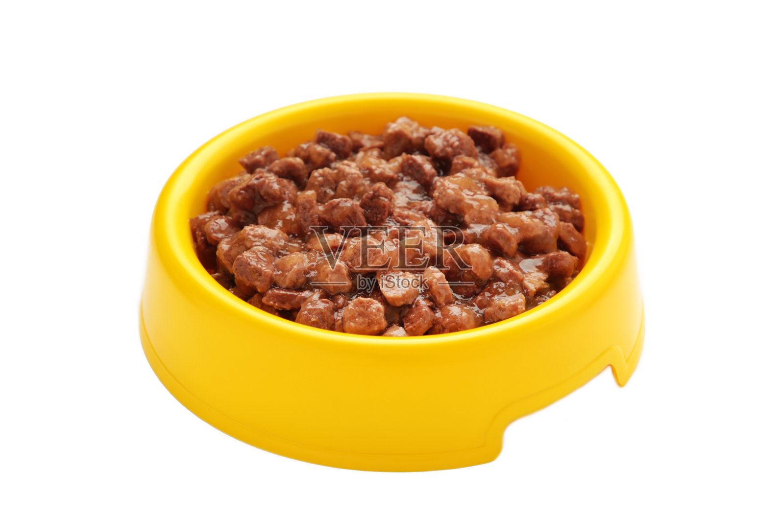 装有宠物食品的碗被隔离在白色背景上照片摄影图片