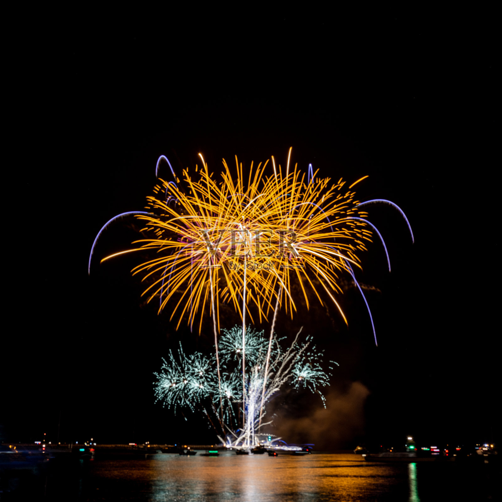 2022年英国安妮女王炮台烟花锦标赛(凤凰烟花)照片摄影图片