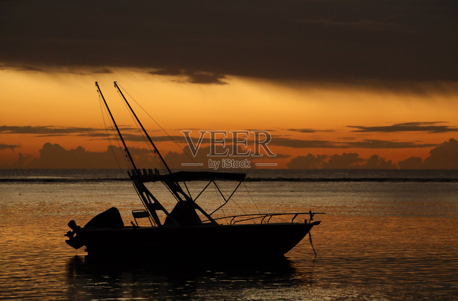 日落在阿尔比恩，毛里求斯，印度洋，非洲照片摄影图片