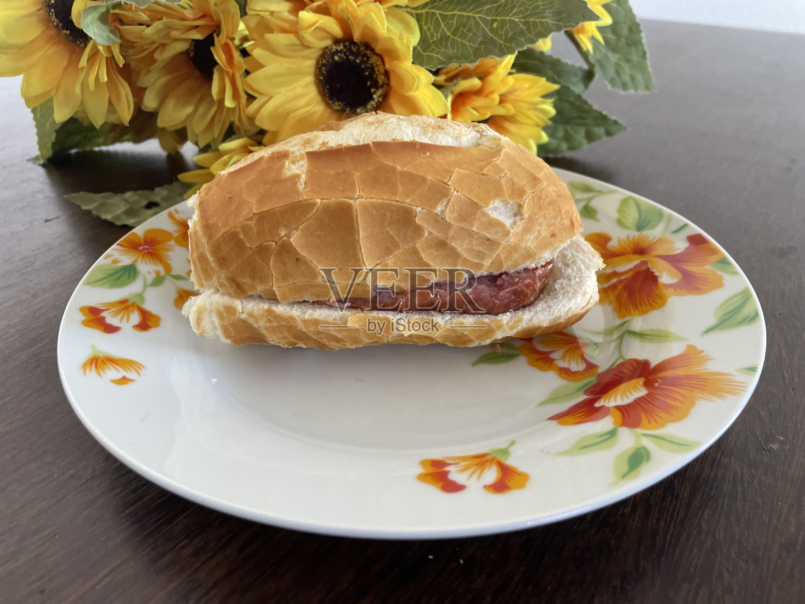 香肠面包照片摄影图片