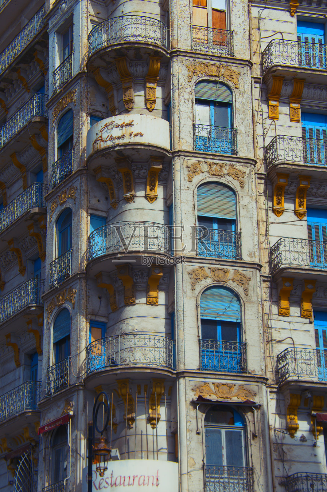 古老的法国建筑。照片摄影图片