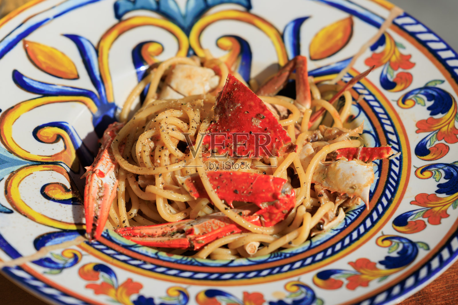 意大利餐馆的食物螃蟹意大利面照片摄影图片