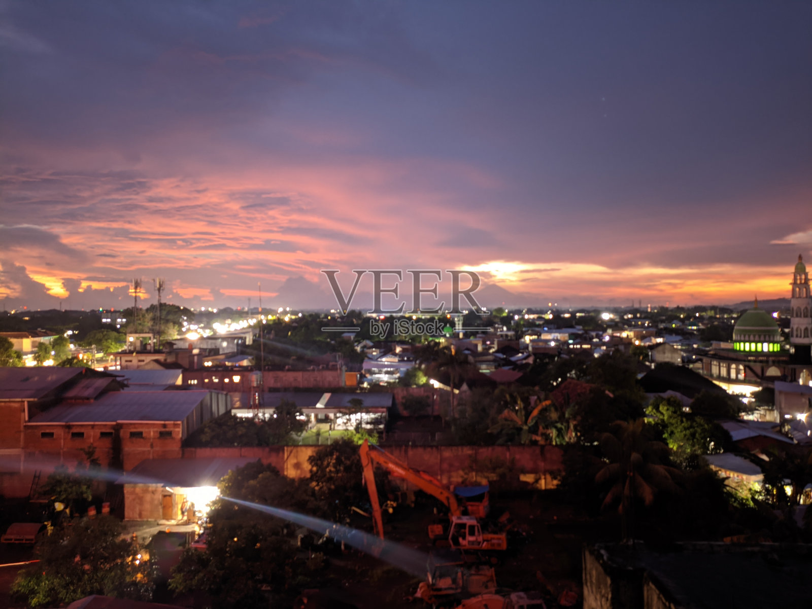 暮光之城的城市照片摄影图片