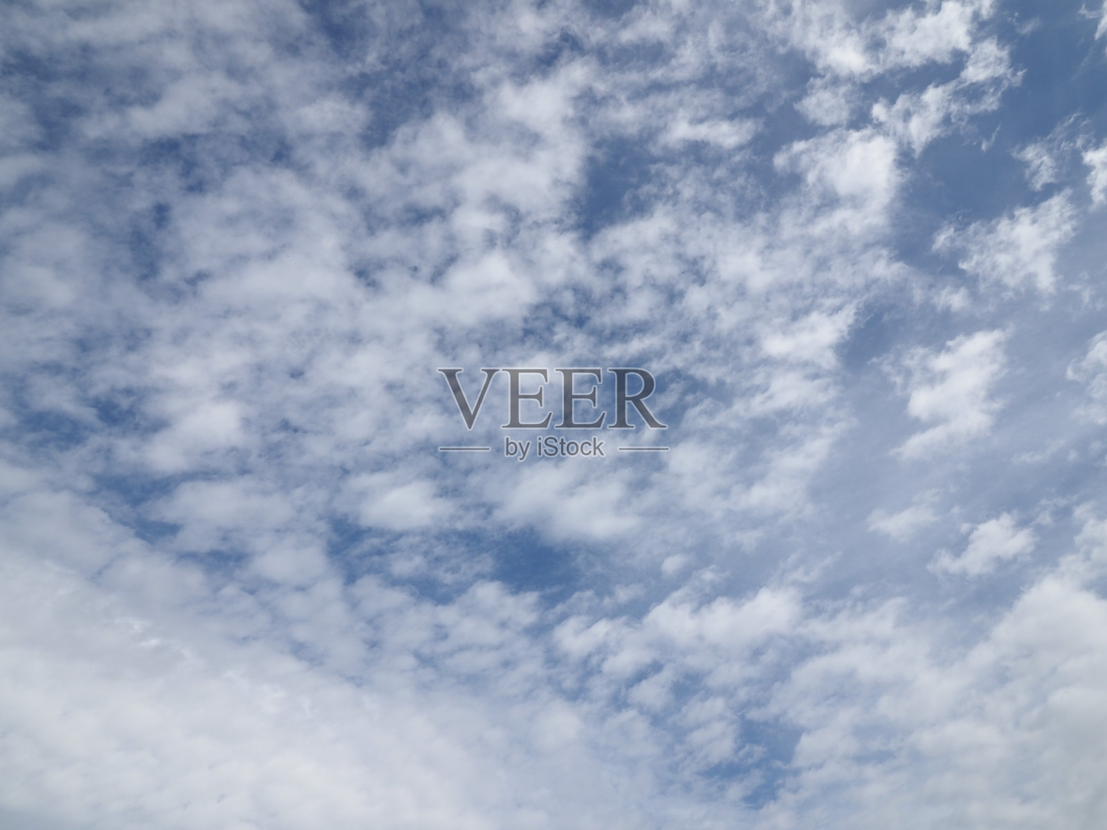 多云的蓝天背景照片摄影图片