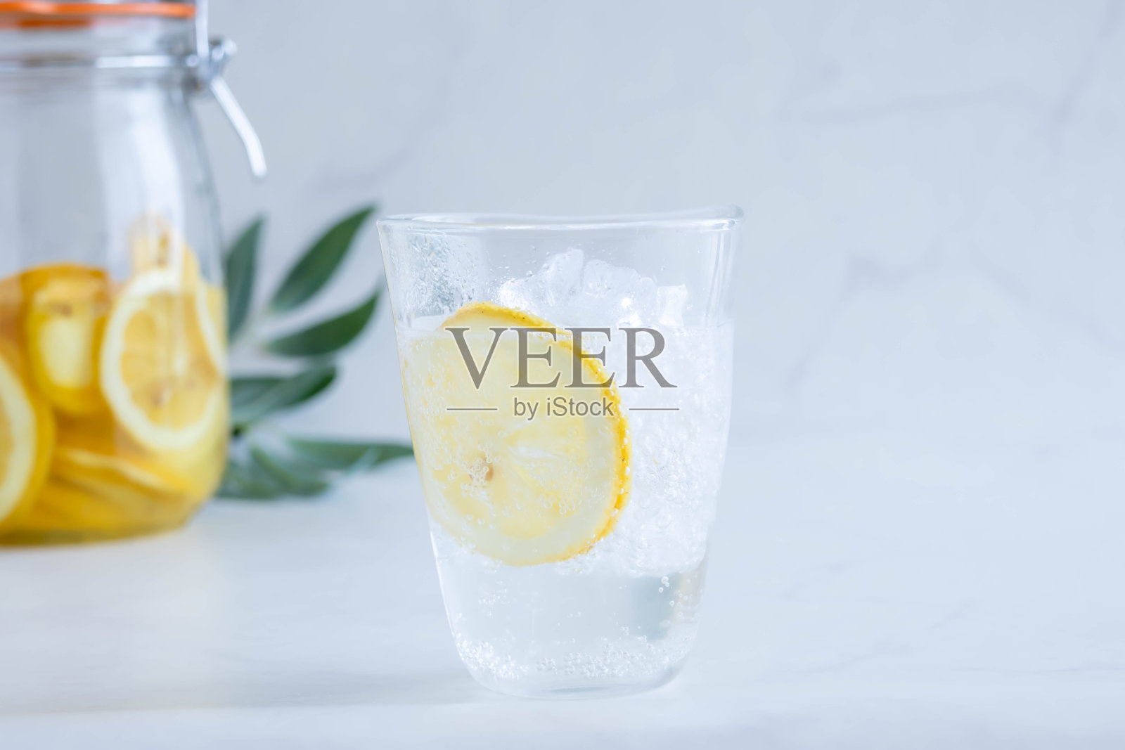 自制冷柠檬水照片摄影图片